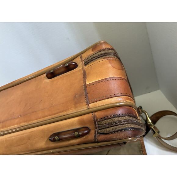Vintage Hartmann Tan Leather Garment Bag (Rare) - Picture 10 of 16